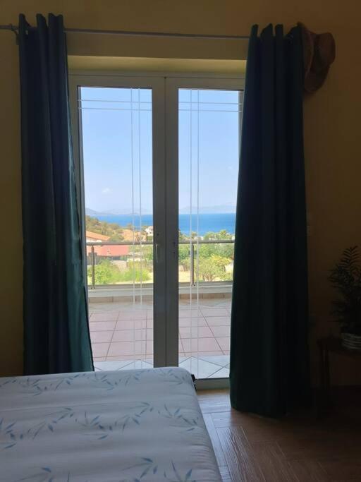 Apartamento Ολόκληρος Όροφος Αγροτική Οικία Néos Pírgos Exterior foto