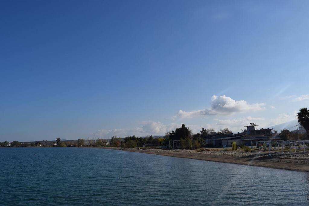 Apartamento Ολόκληρος Όροφος Αγροτική Οικία Néos Pírgos Exterior foto